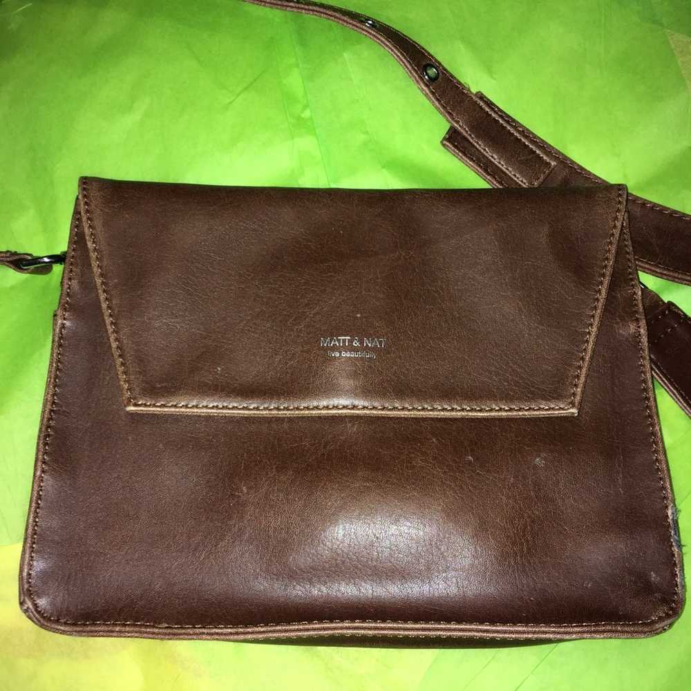 Matt&Nat crossbody bag